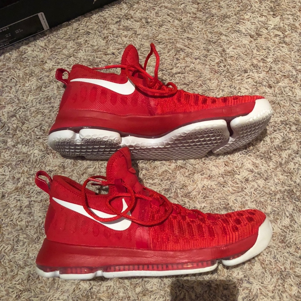 Men’s Nike KD 9 Red
